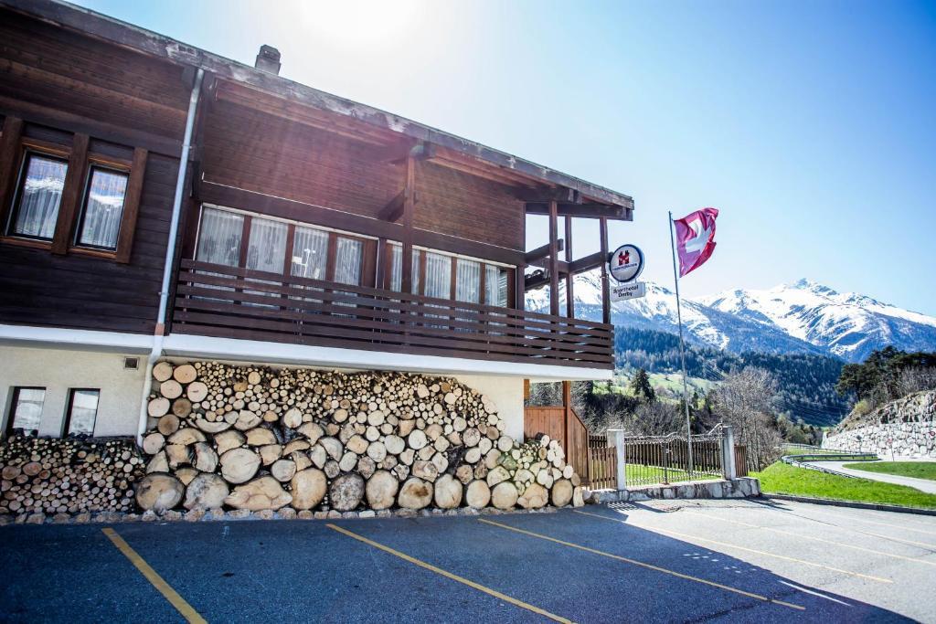 Hotel Derby Fiesch Exteriör bild